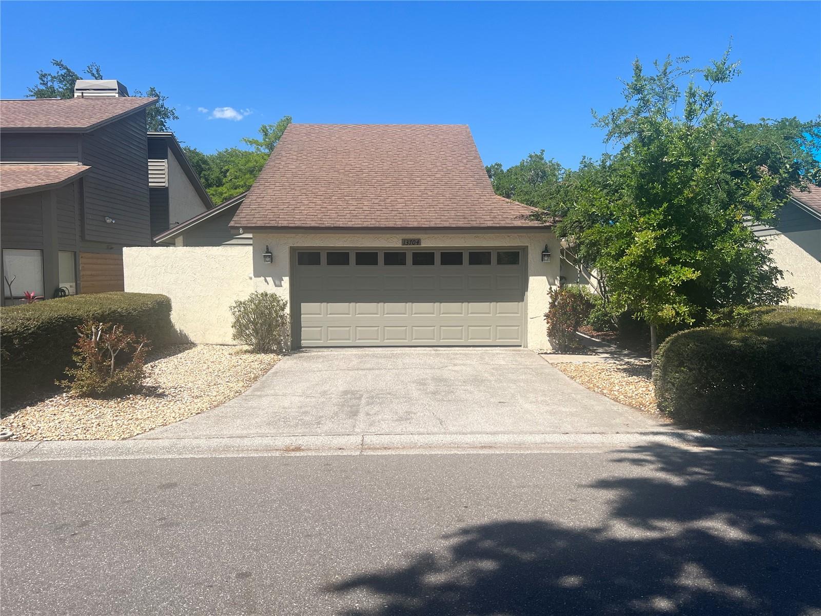 13704 LAZY OAK DR, TAMPA, FL, 33613