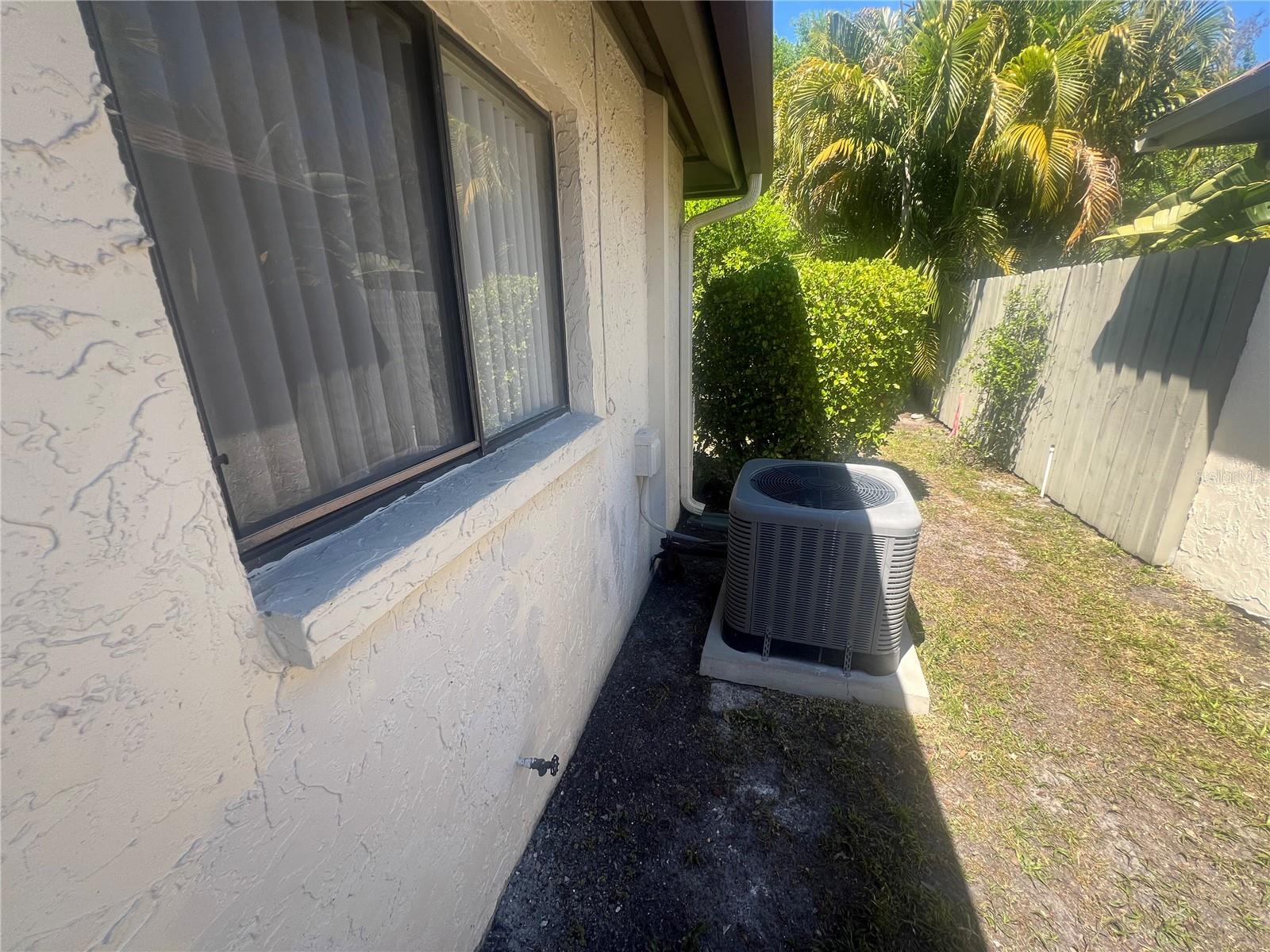 13704 LAZY OAK DR, TAMPA, FL, 33613