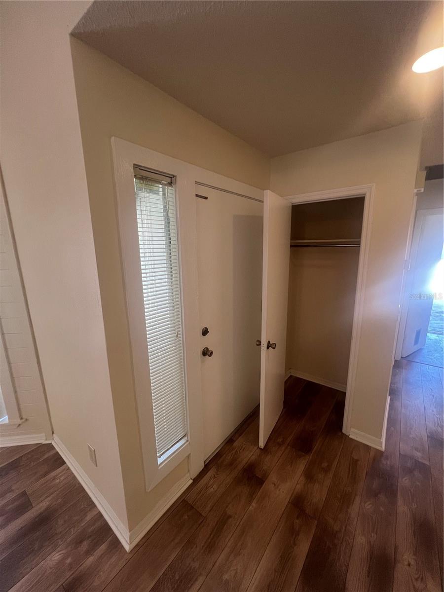 13704 LAZY OAK DR, TAMPA, FL, 33613