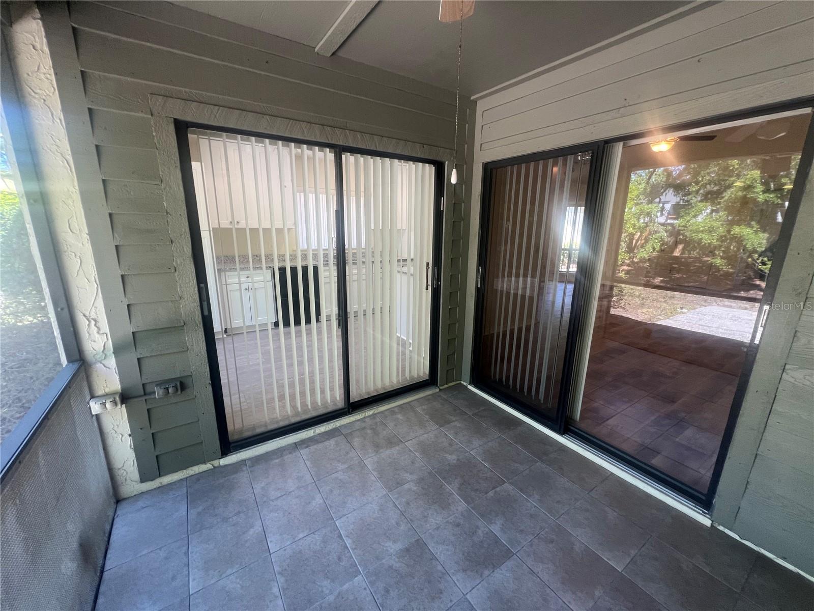 13704 LAZY OAK DR, TAMPA, FL, 33613