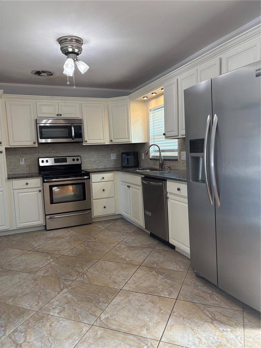 6221 13TH AVE N, ST PETERSBURG, FL, 33710