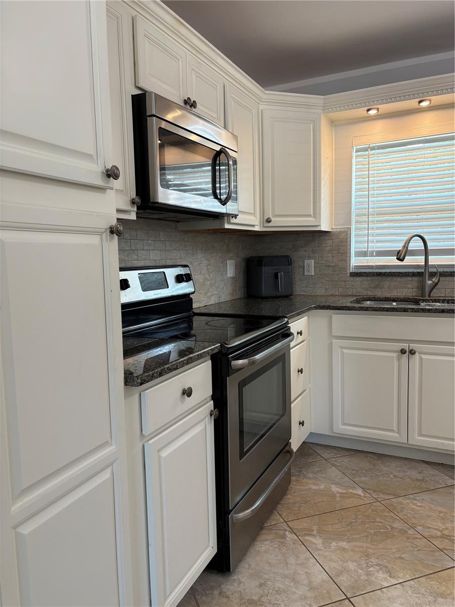 6221 13TH AVE N, ST PETERSBURG, FL, 33710