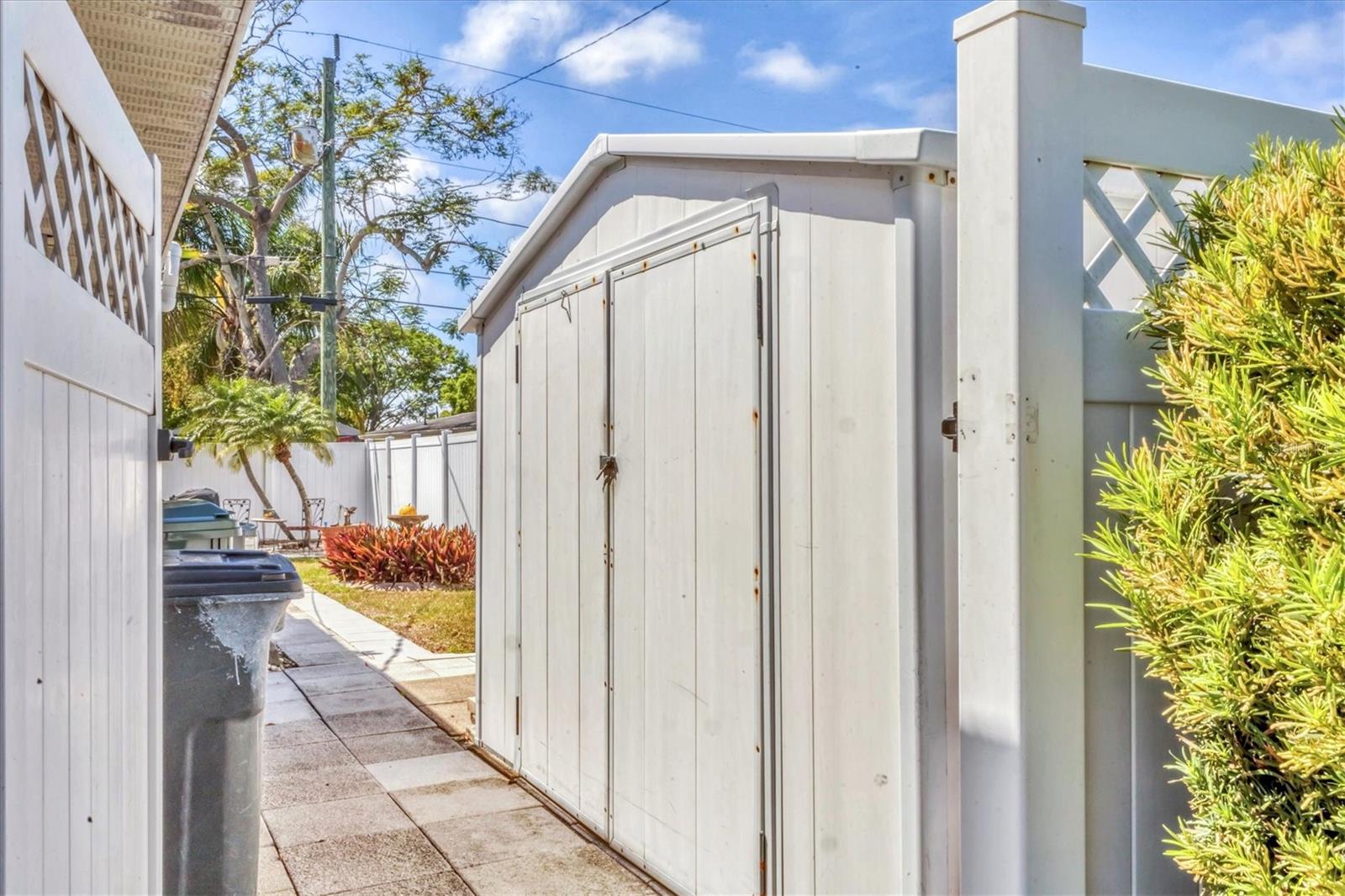 3402 KEY AVE, SARASOTA, FL, 34239