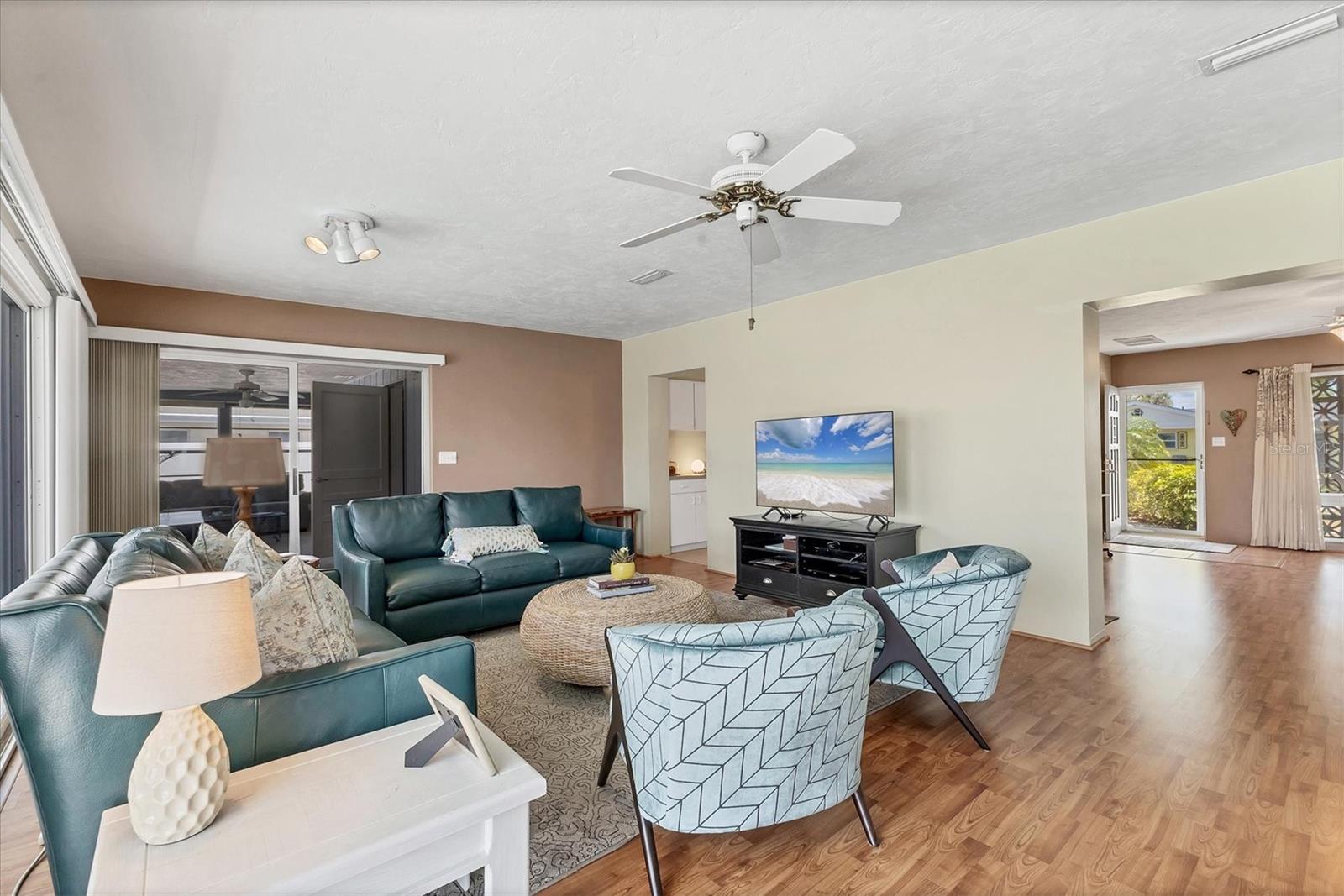 3402 KEY AVE, SARASOTA, FL, 34239