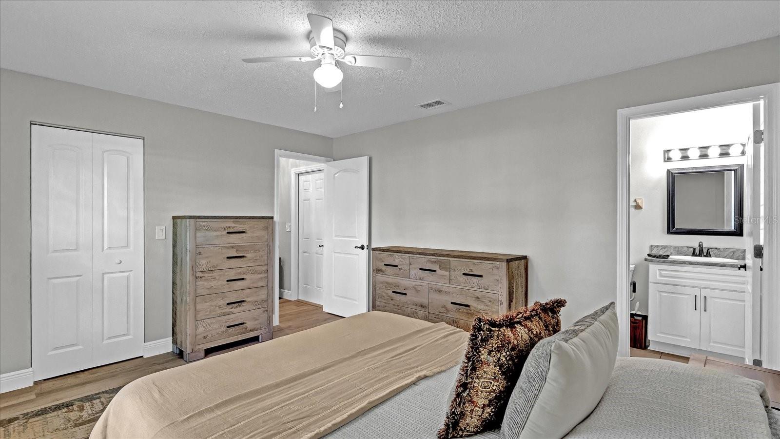 786 BENNETT RD, SOUTH DAYTONA, FL, 32119