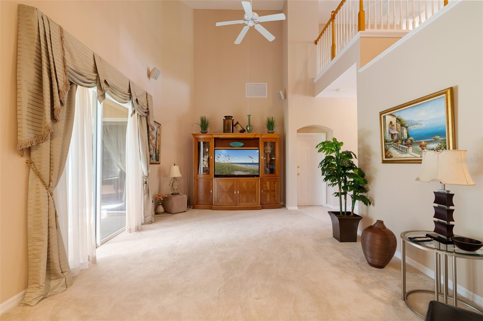 896 ROCK CREEK ST, APOPKA, FL, 32712