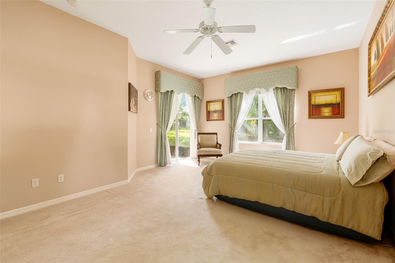 896 ROCK CREEK ST, APOPKA, FL, 32712