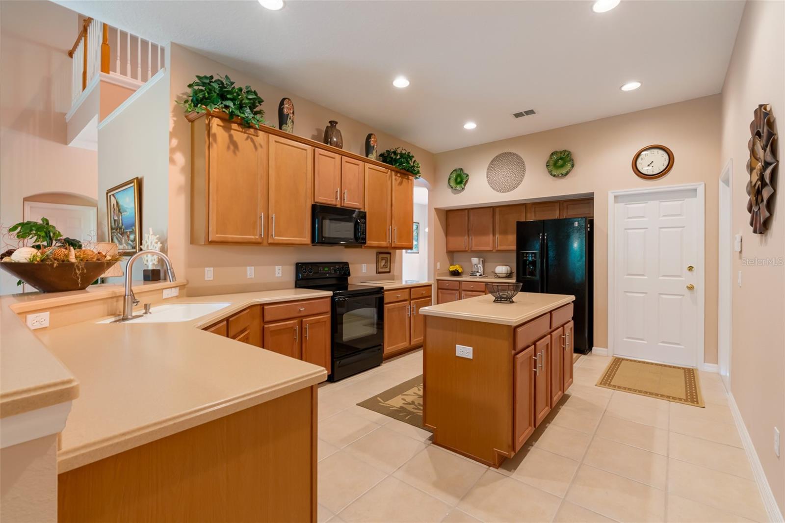 896 ROCK CREEK ST, APOPKA, FL, 32712