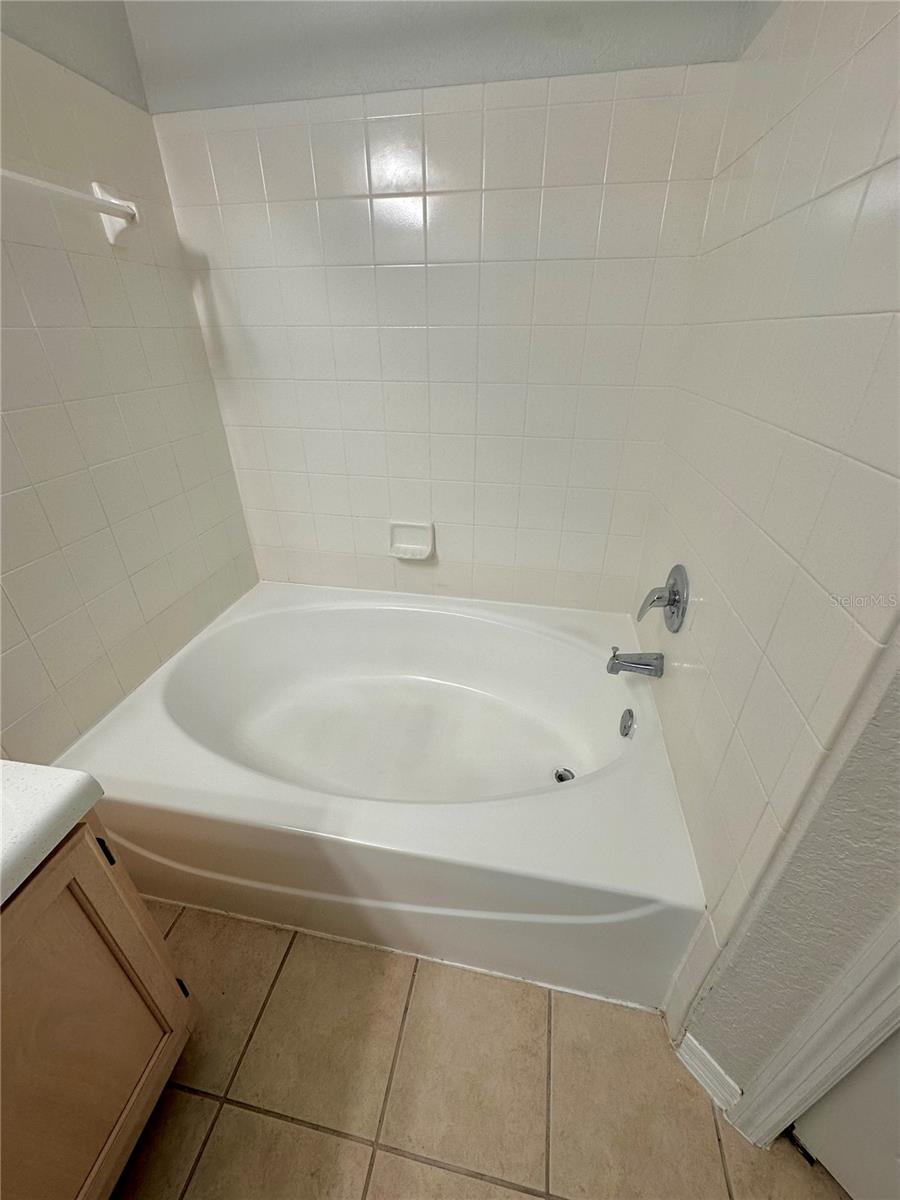 3480 SOHO ST #B08, ORLANDO, FL, 32835