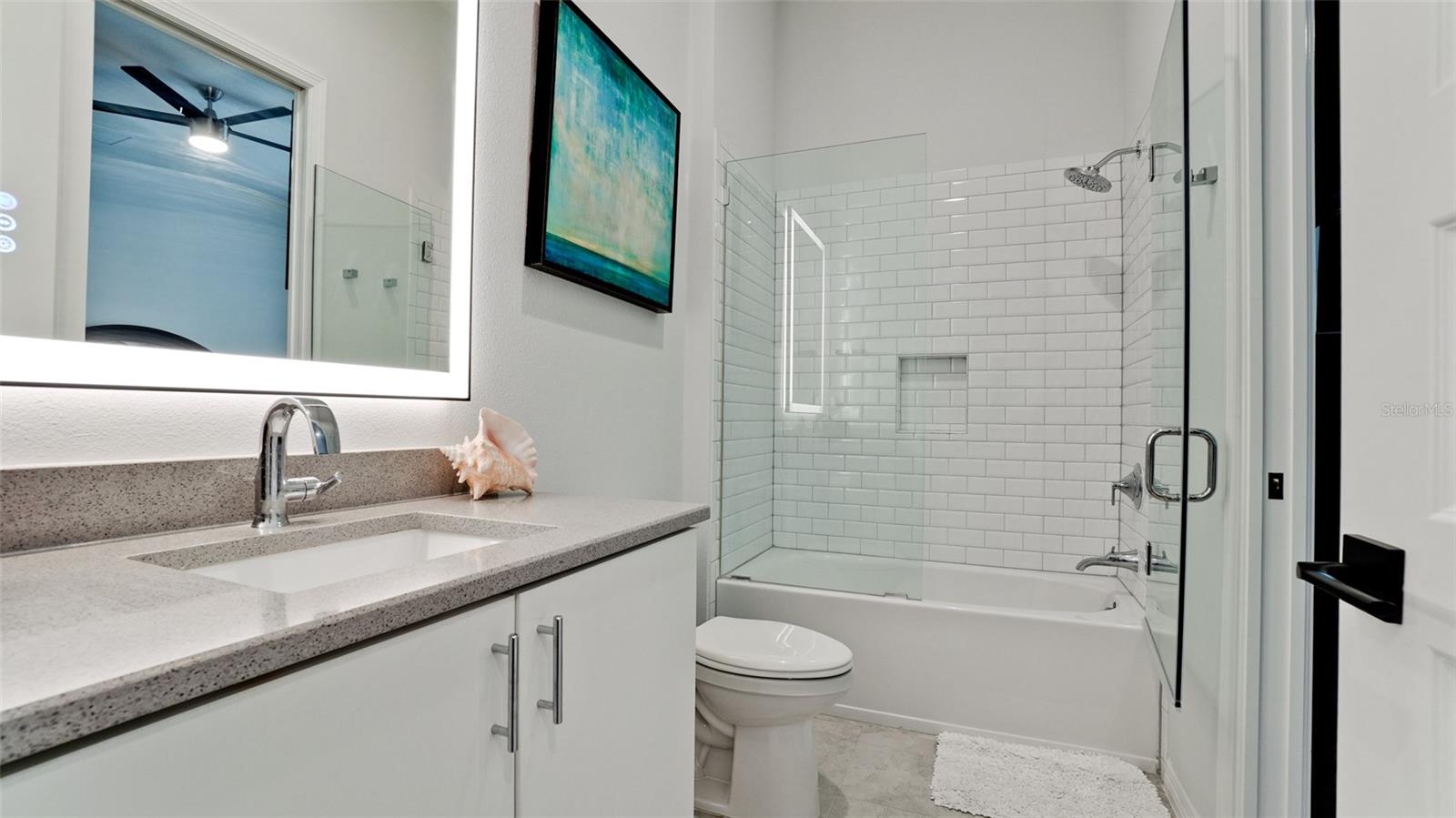 684 REGATTA WAY, BRADENTON, FL, 34208