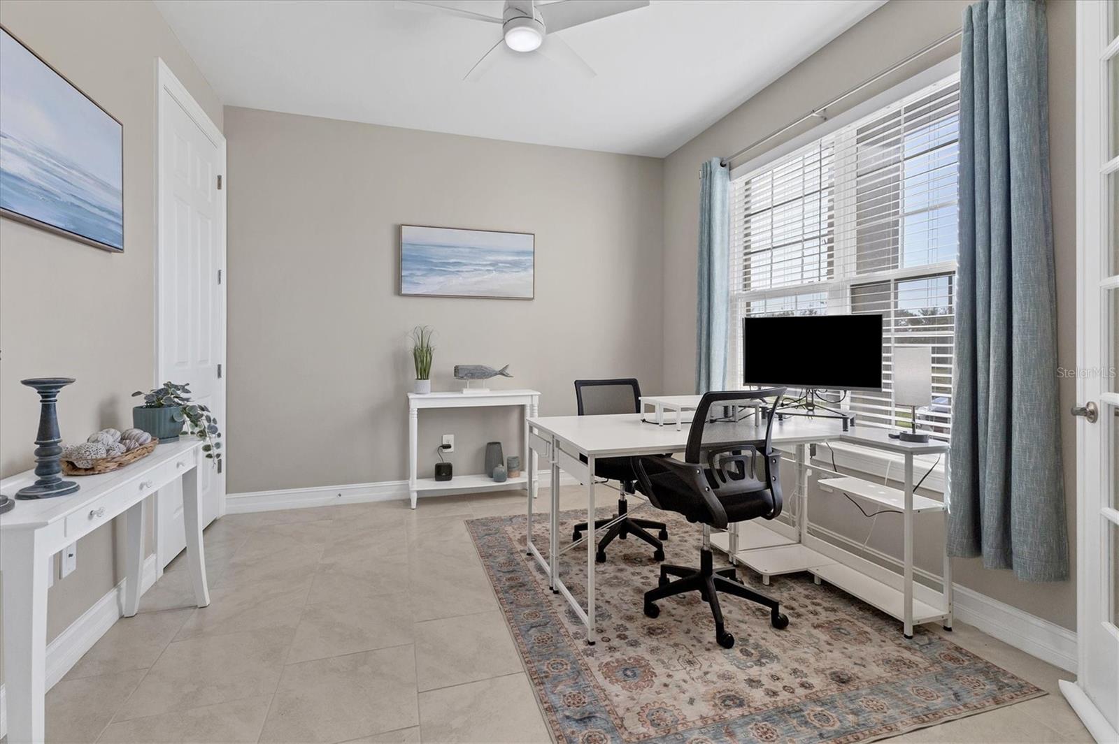 15747 APPLEWHITE CIR, PORT CHARLOTTE, FL, 33981
