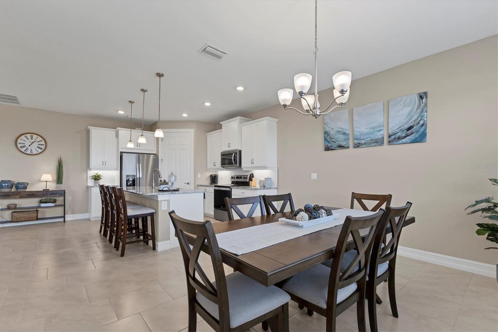 15747 APPLEWHITE CIR, PORT CHARLOTTE, FL, 33981