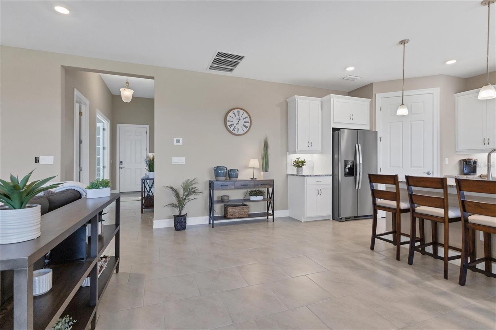 15747 APPLEWHITE CIR, PORT CHARLOTTE, FL, 33981