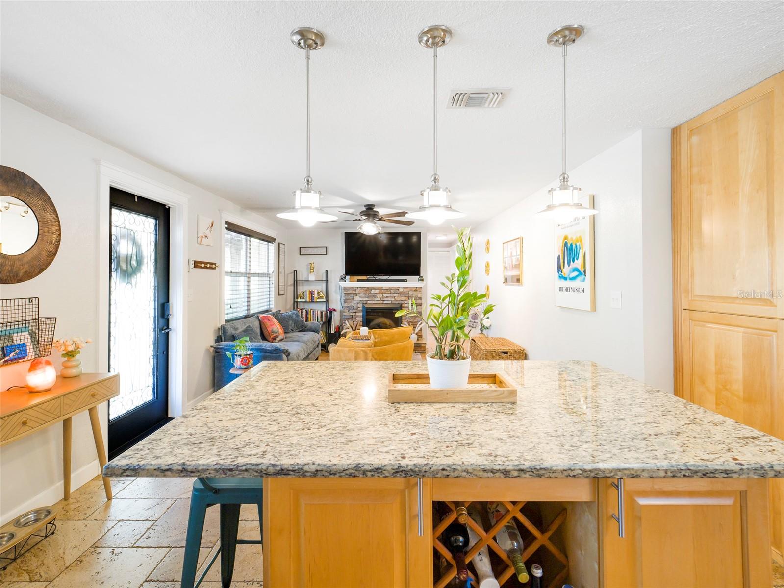 6916 81ST AVE N, PINELLAS PARK, FL, 33781