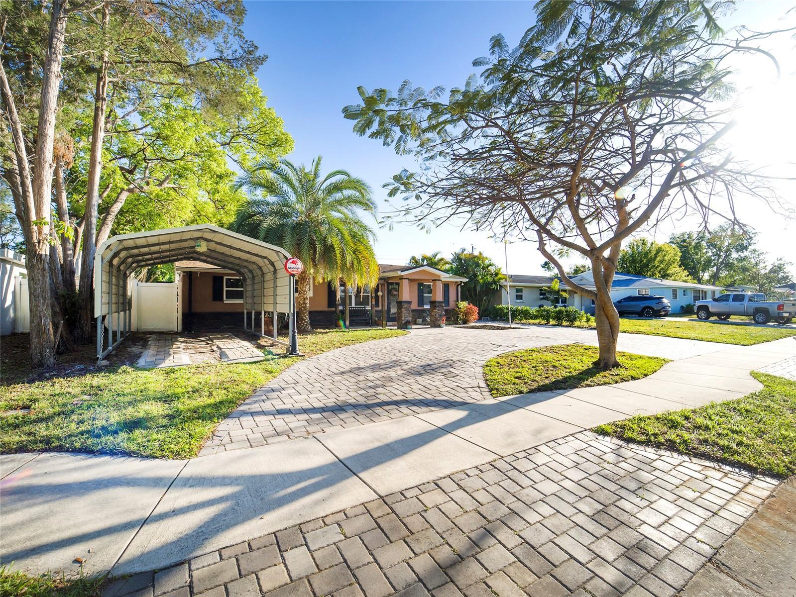 6916 81ST AVE N, PINELLAS PARK, FL, 33781