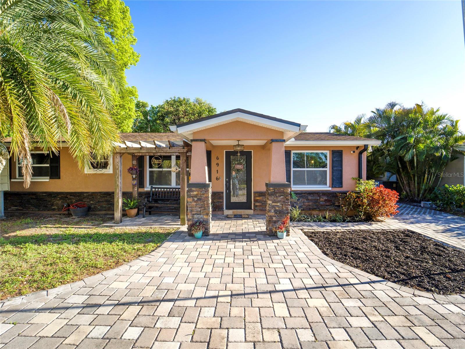 6916 81ST AVE N, PINELLAS PARK, FL, 33781