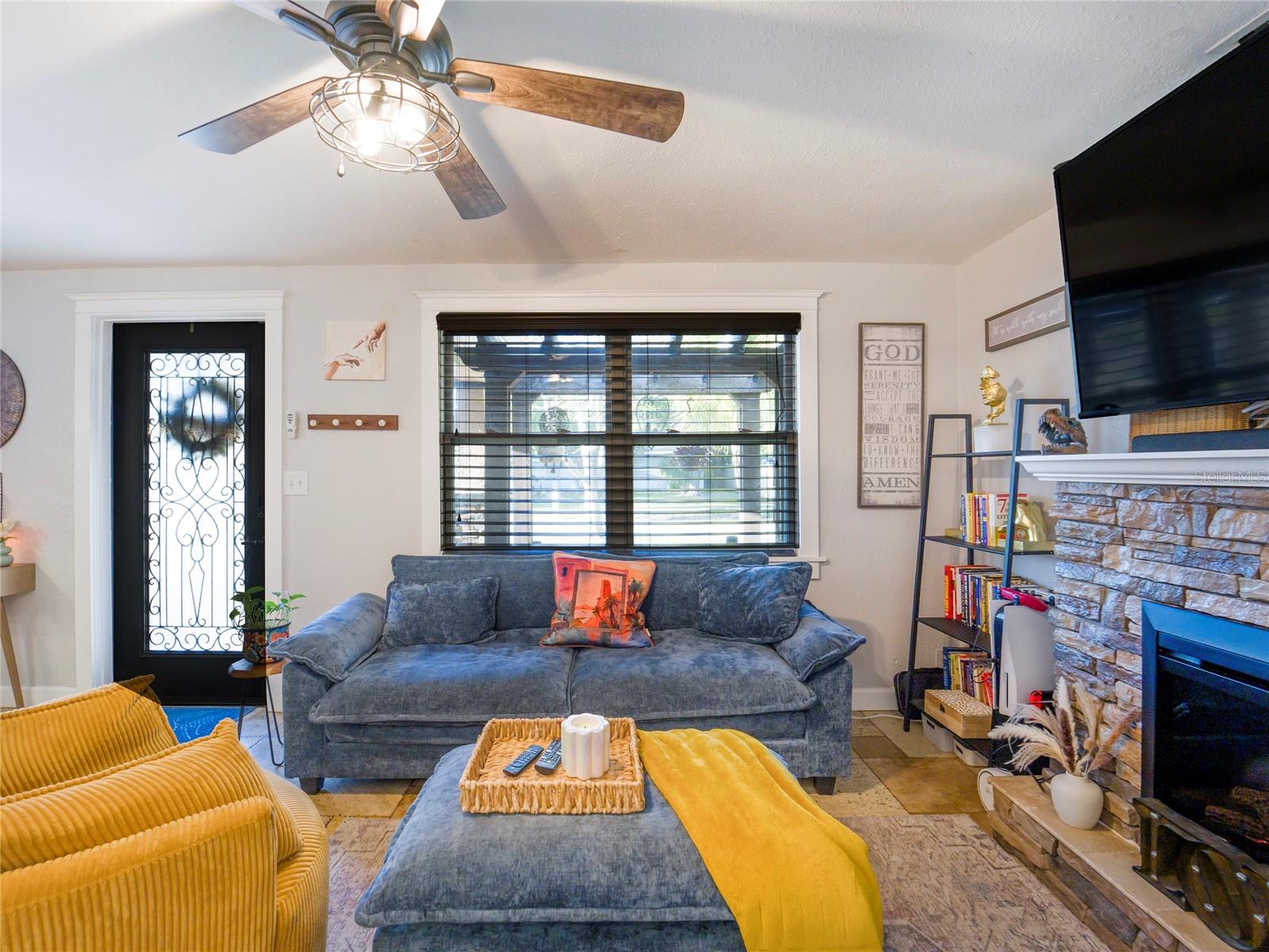 6916 81ST AVE N, PINELLAS PARK, FL, 33781