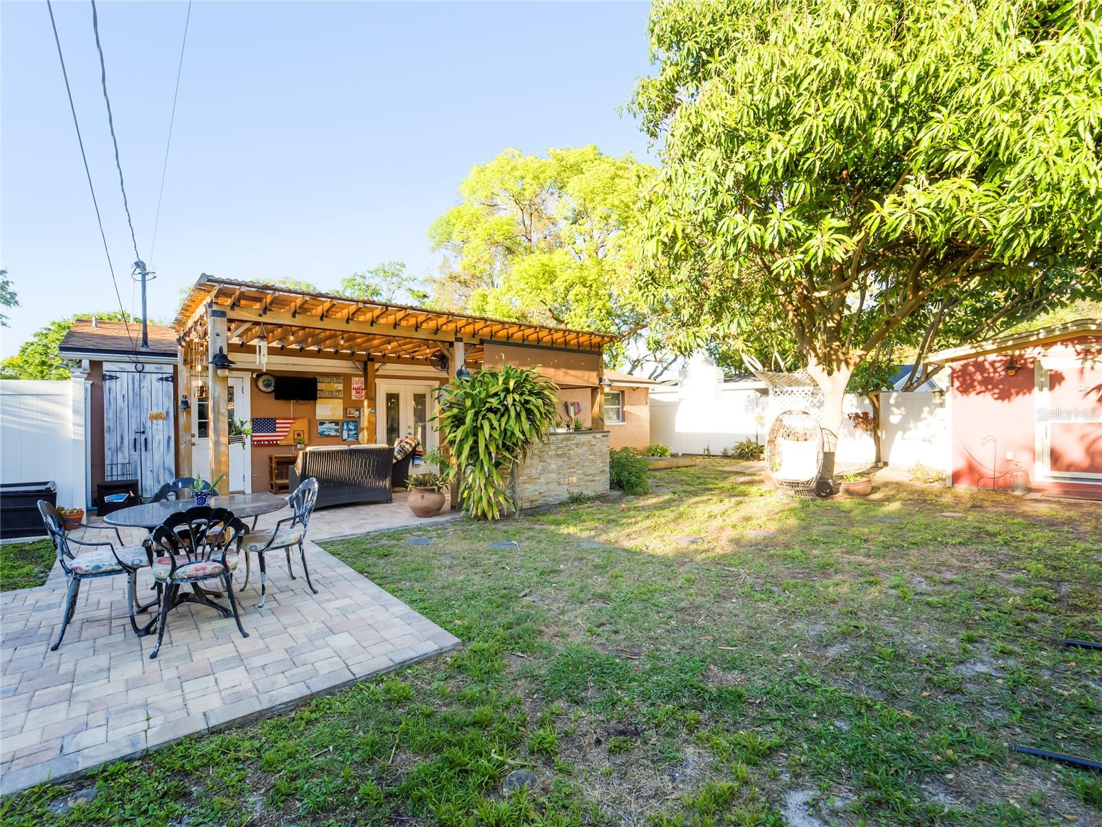 6916 81ST AVE N, PINELLAS PARK, FL, 33781