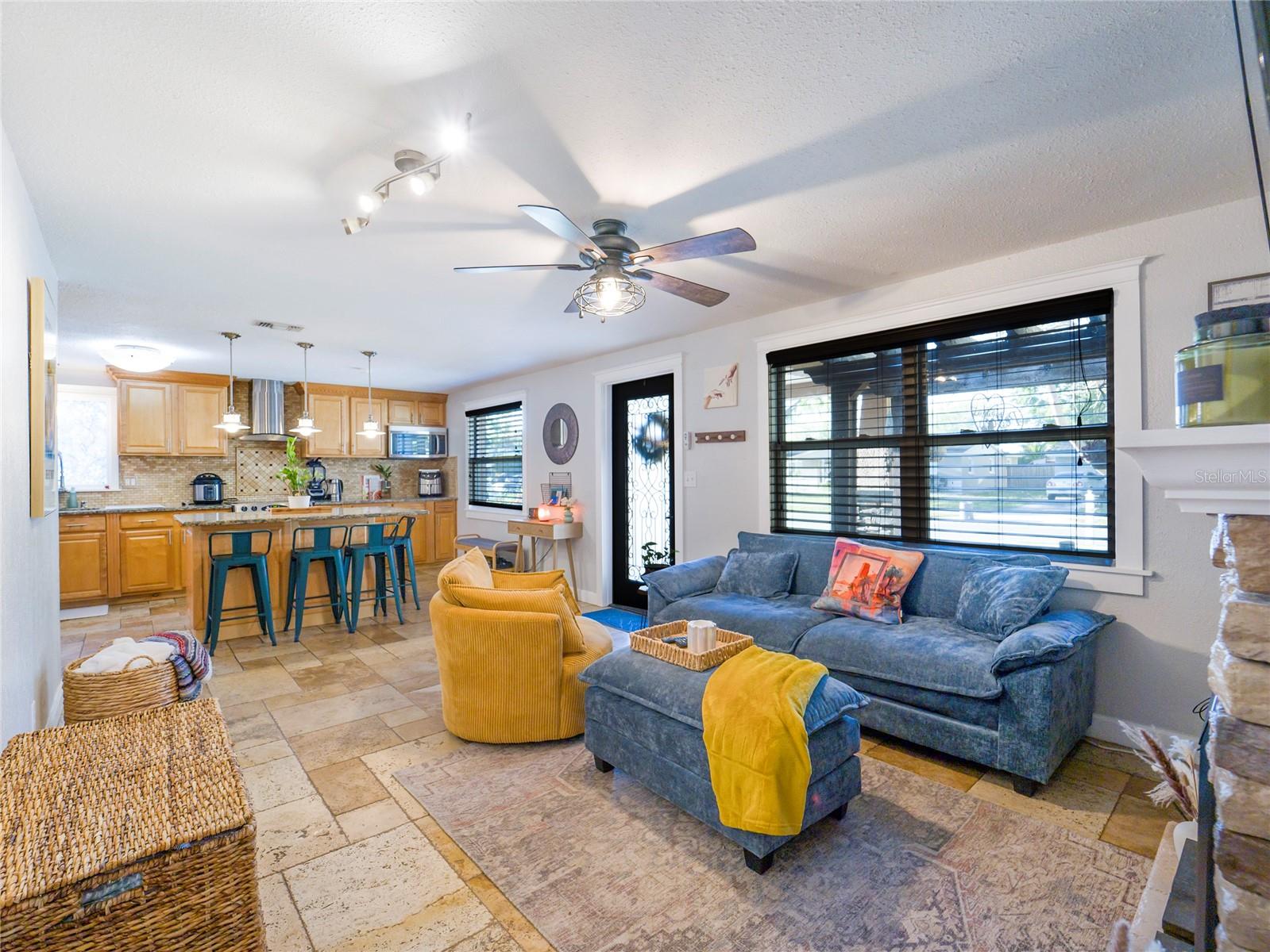 6916 81ST AVE N, PINELLAS PARK, FL, 33781