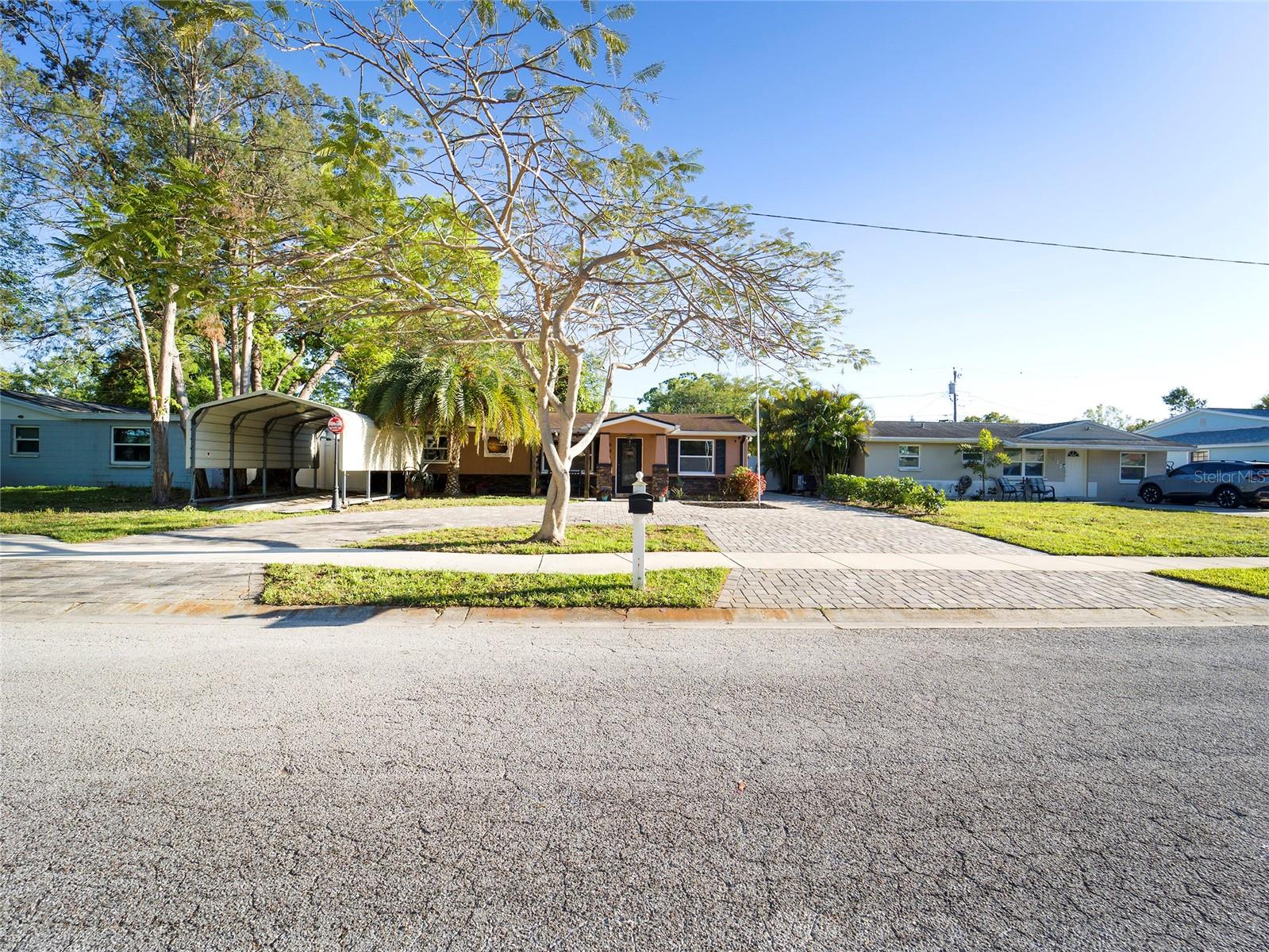 6916 81ST AVE N, PINELLAS PARK, FL, 33781