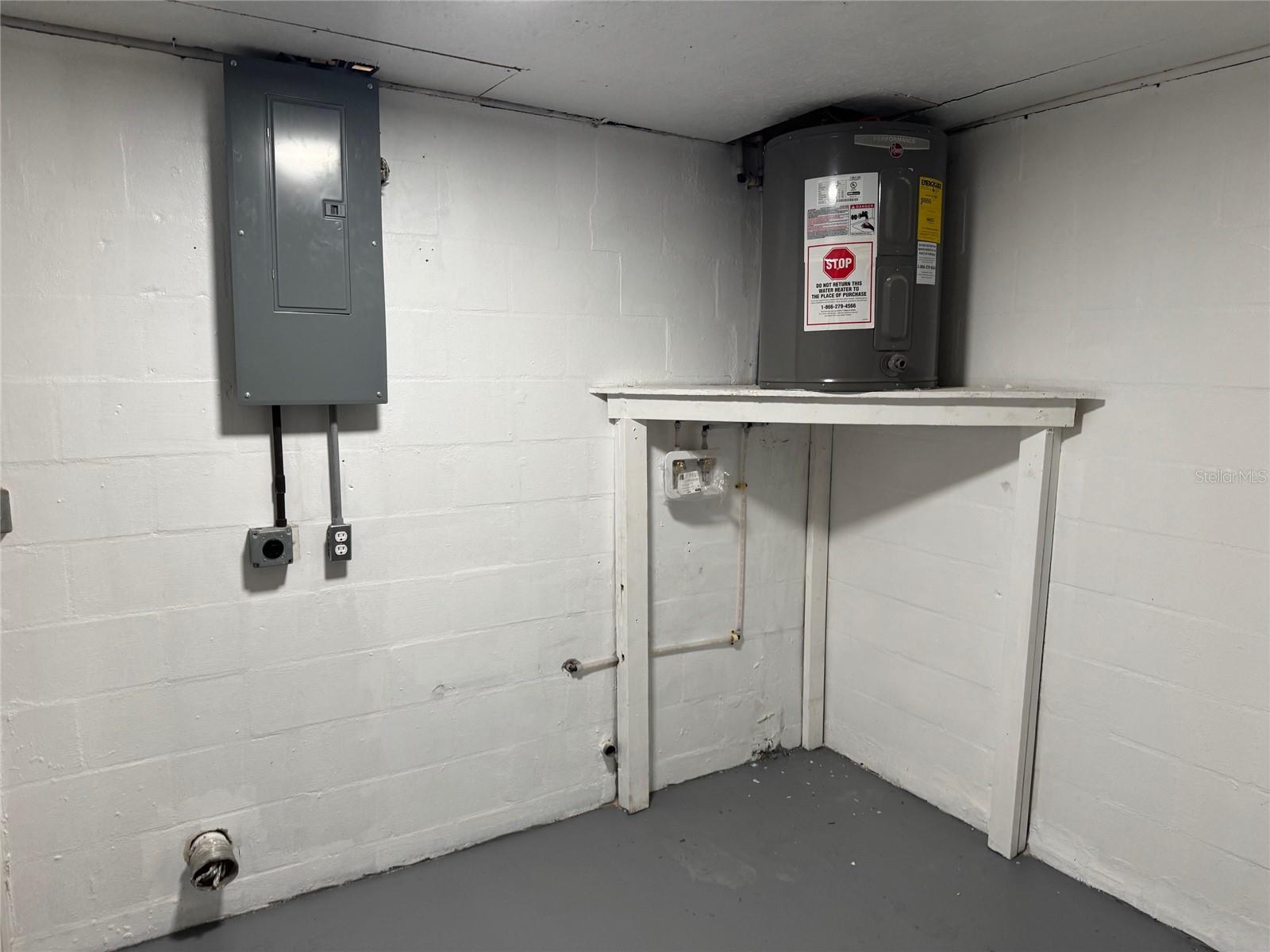 3701 OAKHURST DR, HOLIDAY, FL, 34691