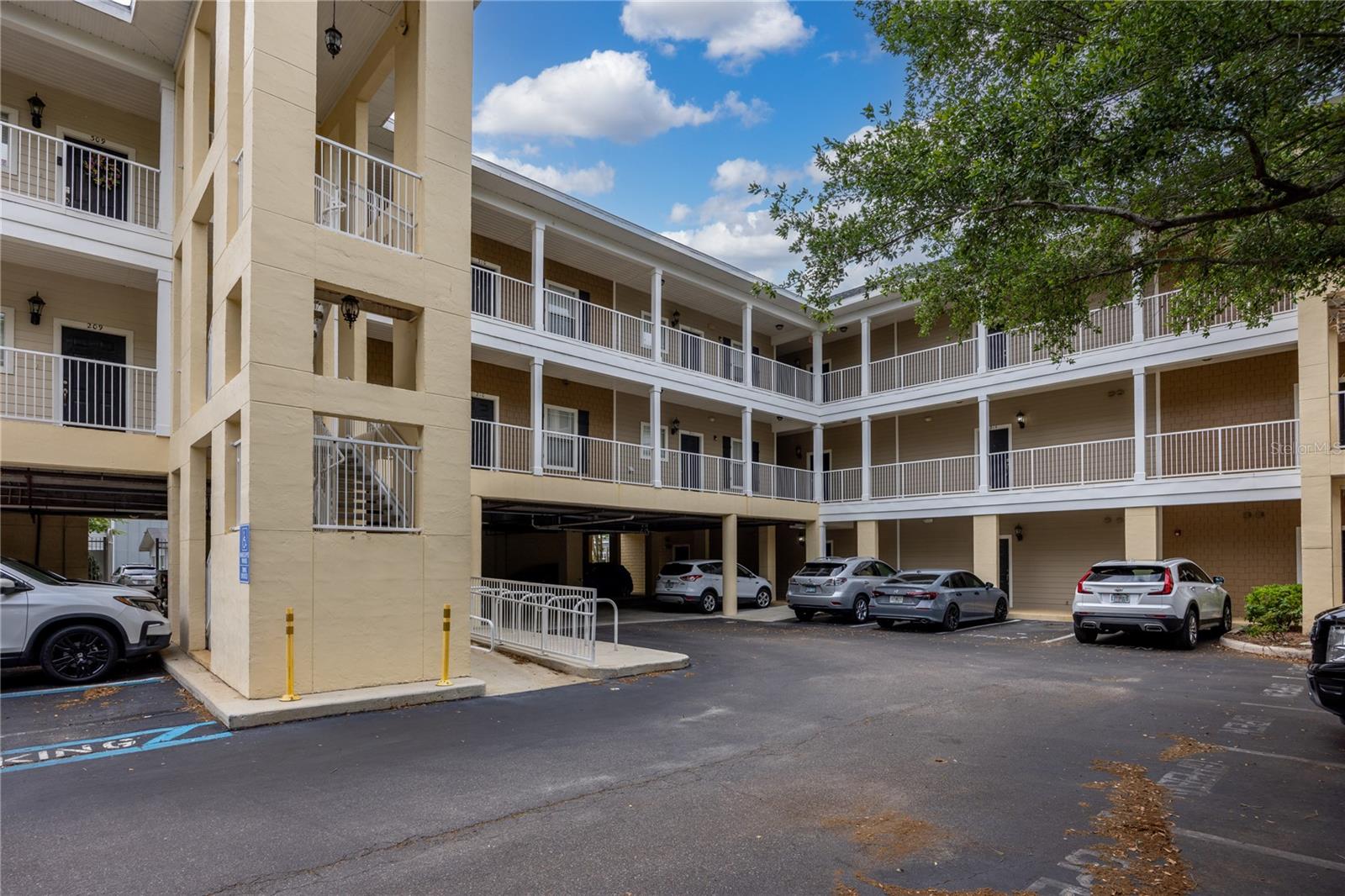 1460 NW 3RD PL #310, GAINESVILLE, FL, 32603