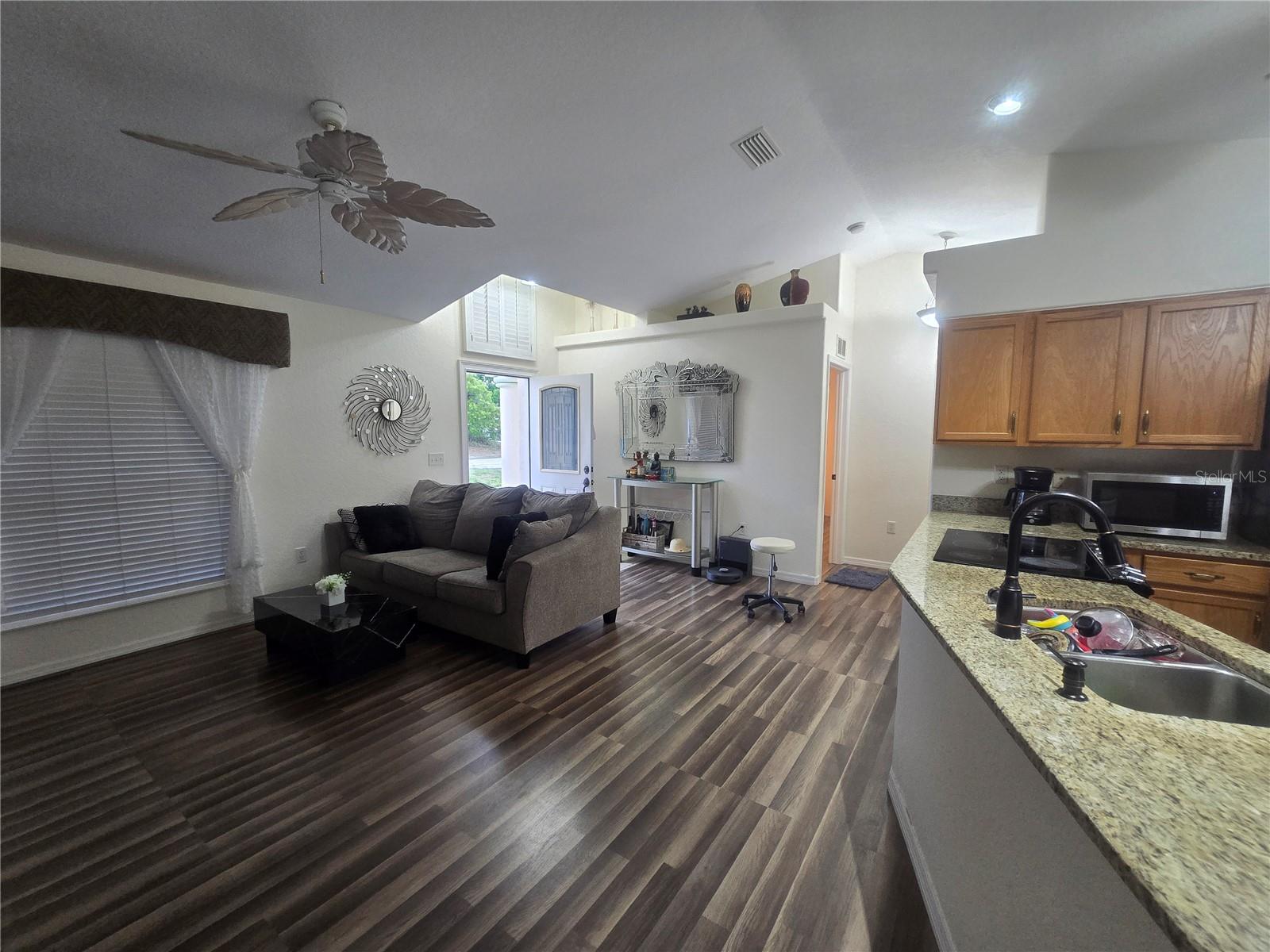 6557 FREEPORT DR, SPRING HILL, FL, 34608