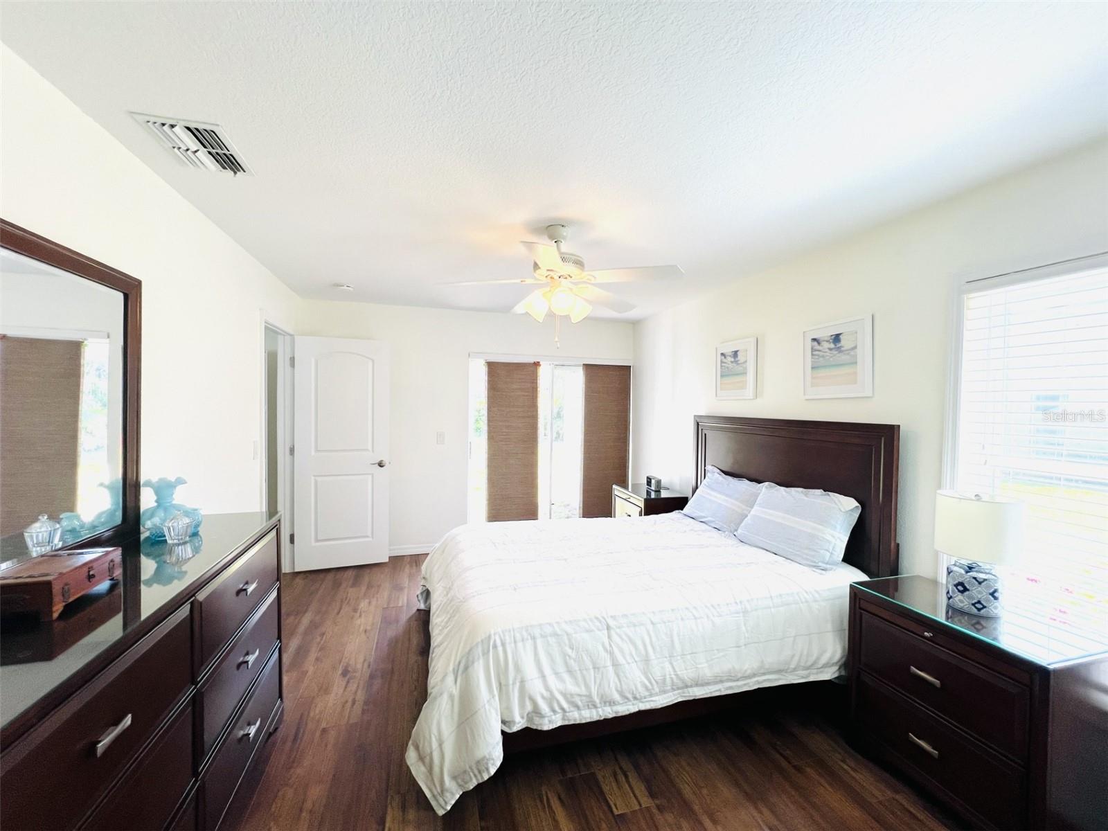 1383 GLENGARRY DR, PALM HARBOR, FL, 34684