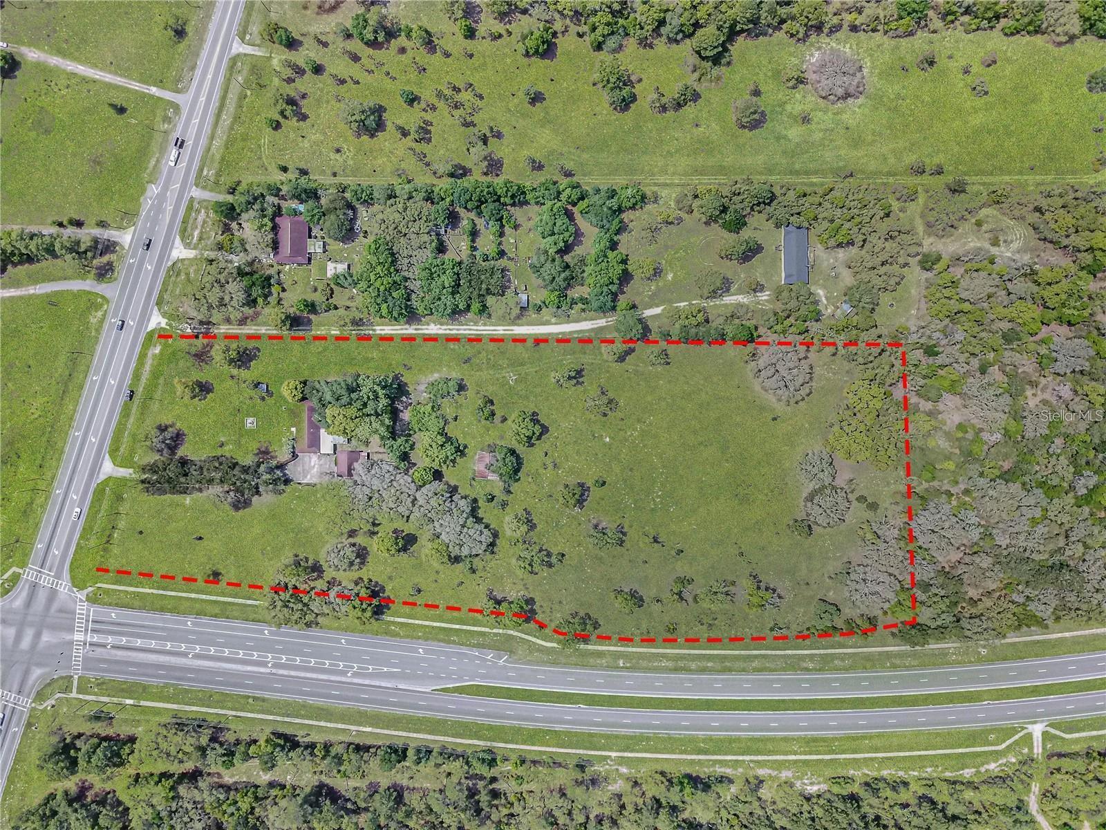 8225 E HIGHWAY 25, BELLEVIEW, FL, 34420