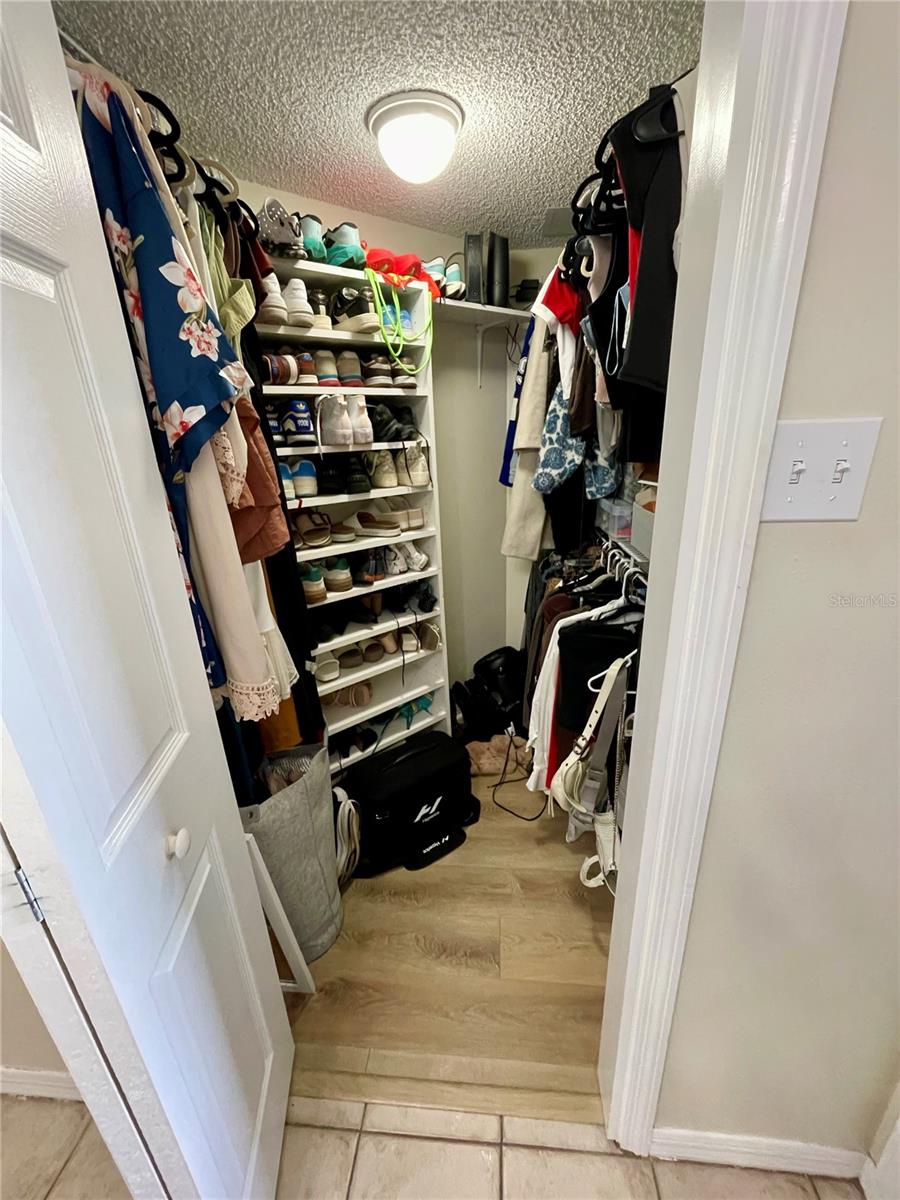 3211 W SWANN AVE #408, TAMPA, FL, 33609