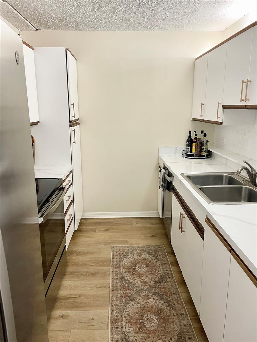 3211 W SWANN AVE #408, TAMPA, FL, 33609