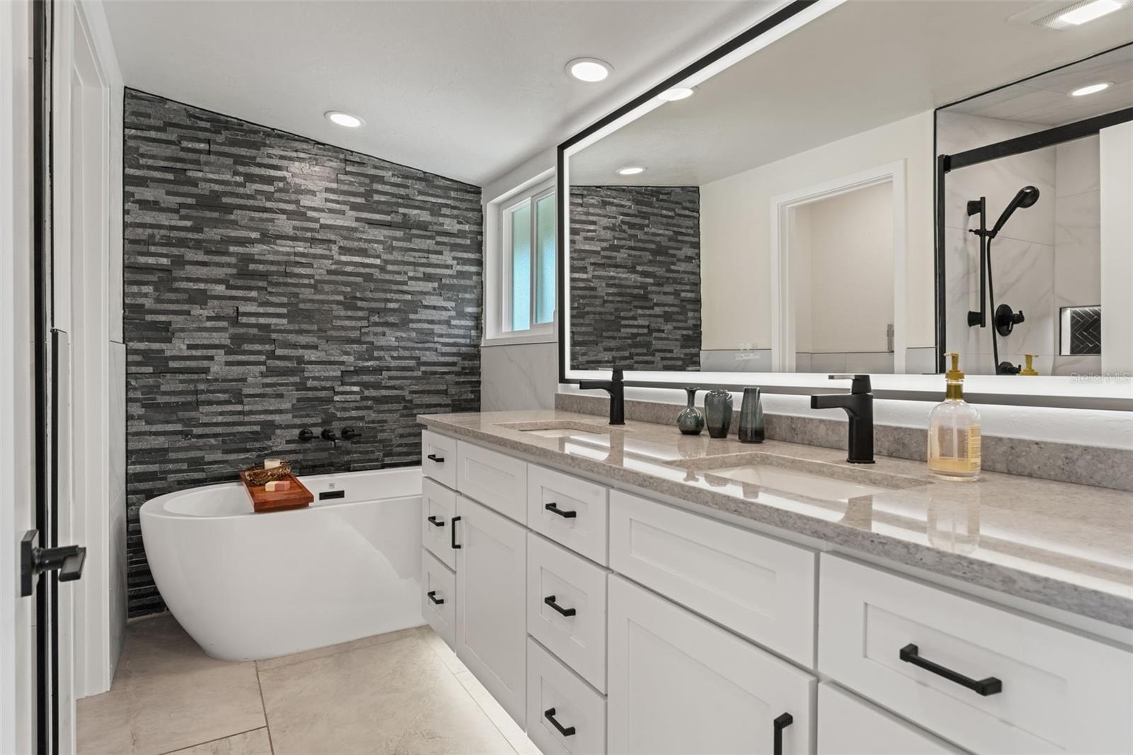 1845 SE 3RD CT, CRYSTAL RIVER, FL, 34429