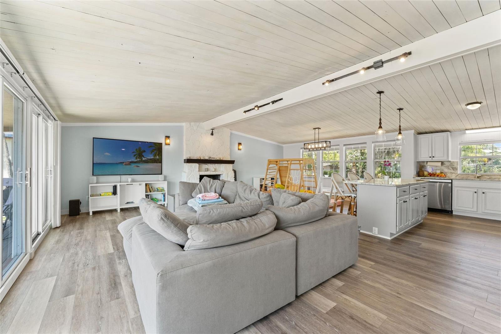 1845 SE 3RD CT, CRYSTAL RIVER, FL, 34429