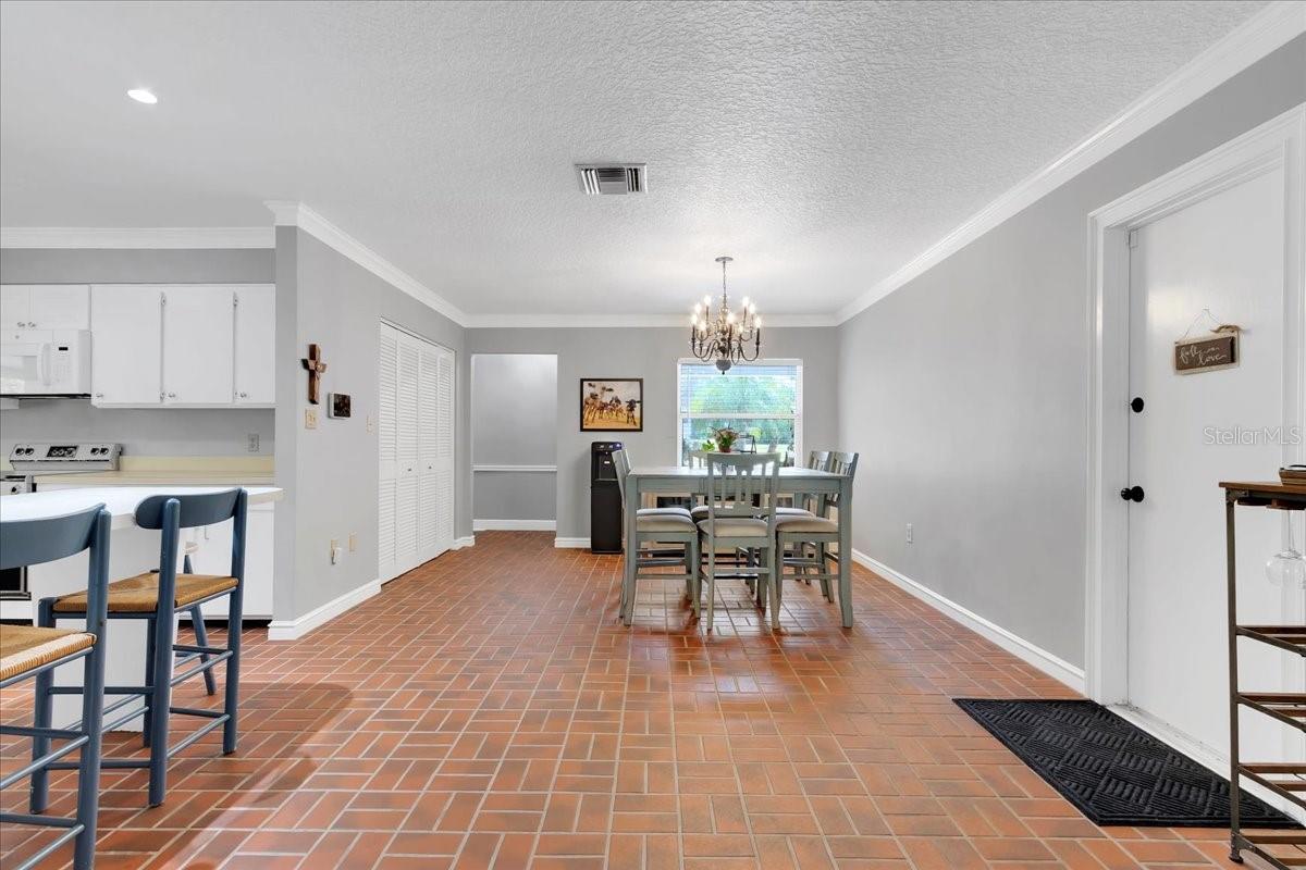 125 LARKWOOD DR, SANFORD, FL, 32771