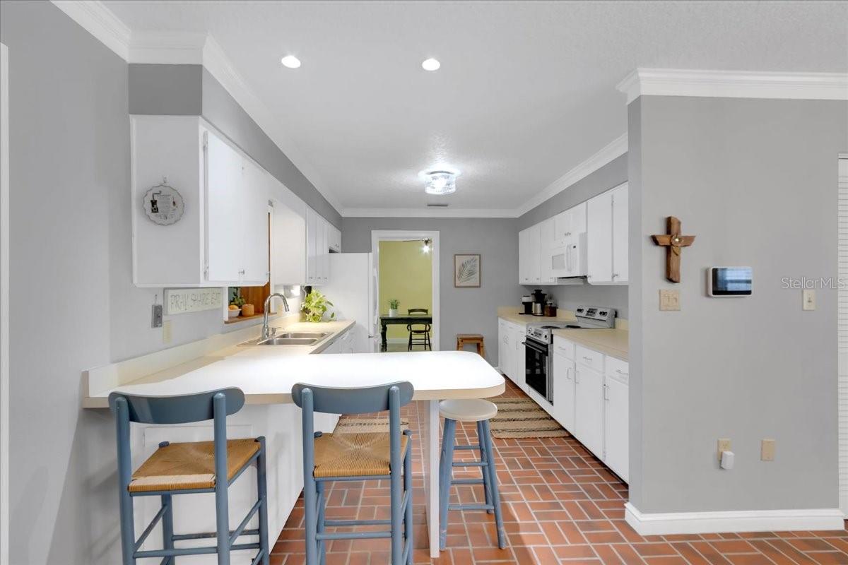 125 LARKWOOD DR, SANFORD, FL, 32771