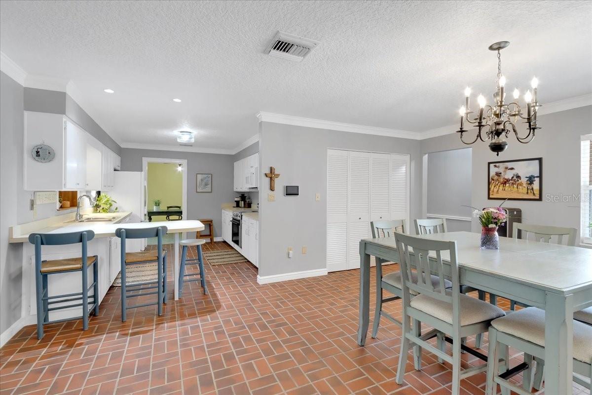 125 LARKWOOD DR, SANFORD, FL, 32771