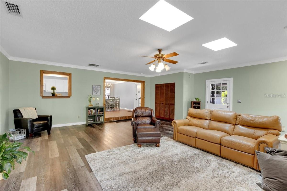 125 LARKWOOD DR, SANFORD, FL, 32771