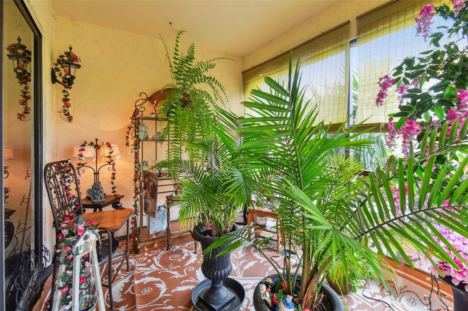 10182 SEMINOLE ISLAND DR, LARGO, FL, 33773