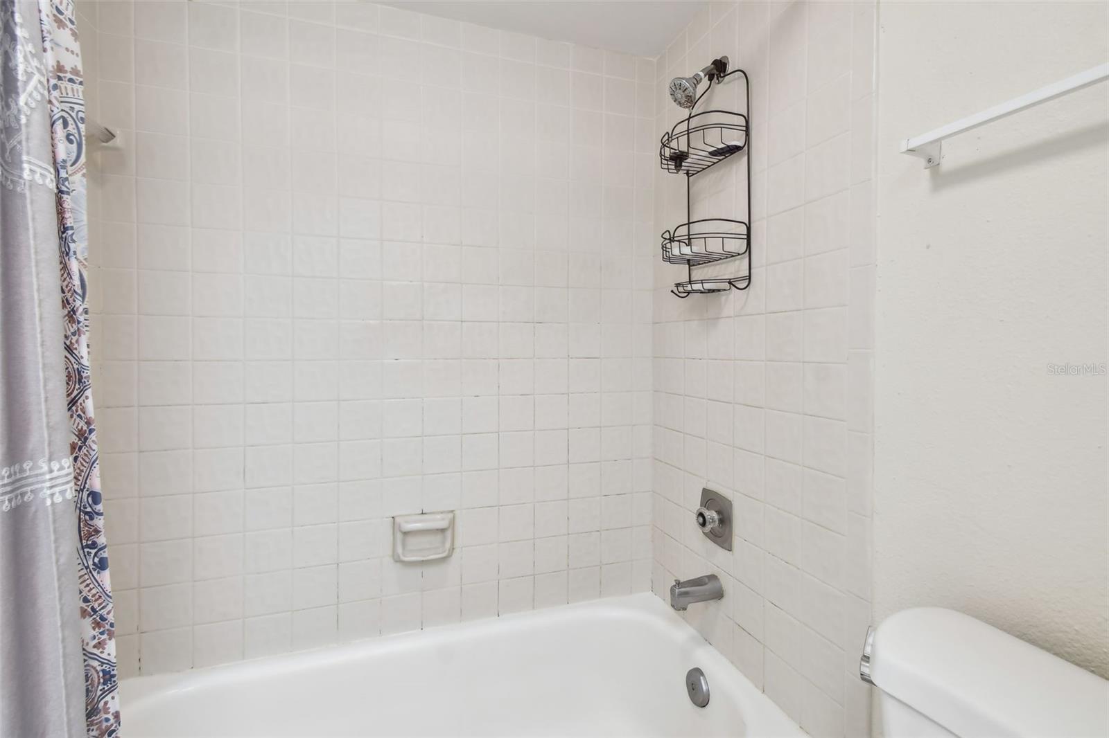 10182 SEMINOLE ISLAND DR, LARGO, FL, 33773