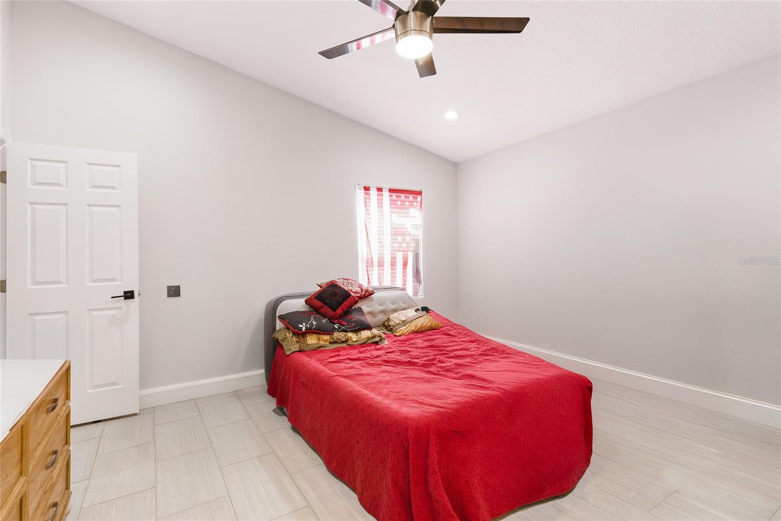 999 TRUMBULL ST, DELTONA, FL, 32725