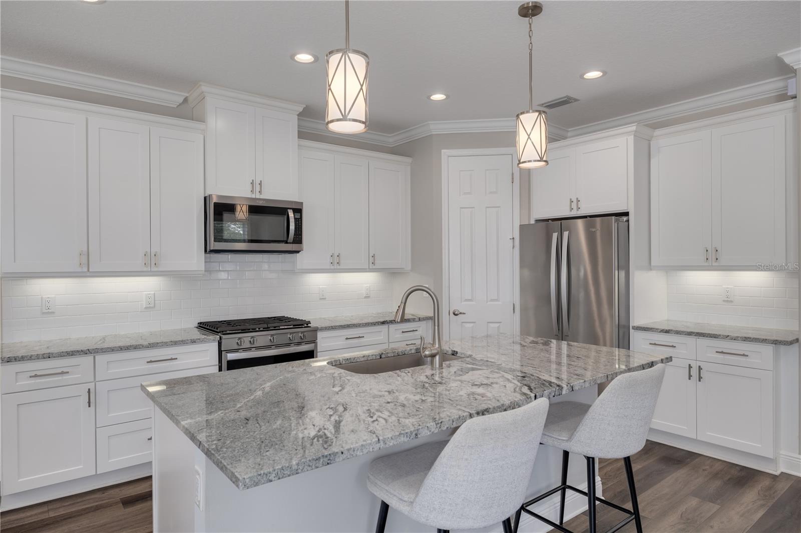 170 GLENN MOOR CIR, DUNEDIN, FL, 34698