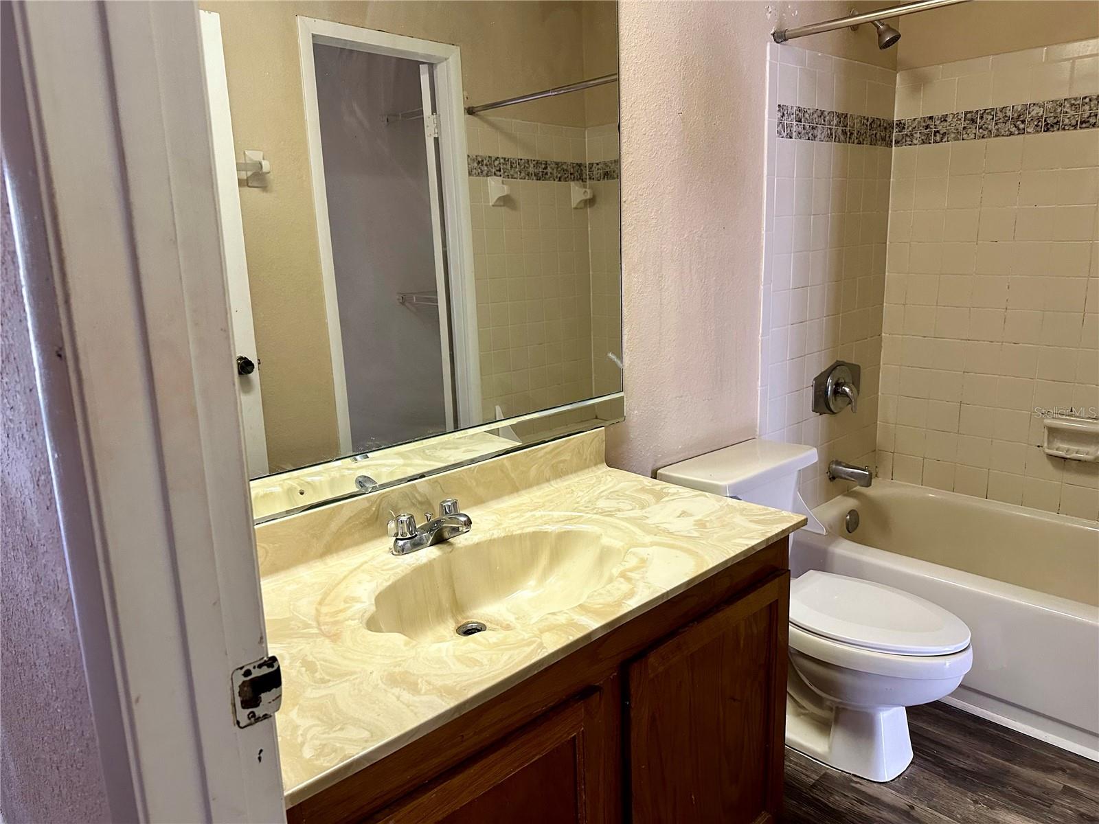 3993 VERSAILLES DR #3993F, ORLANDO, FL, 32808