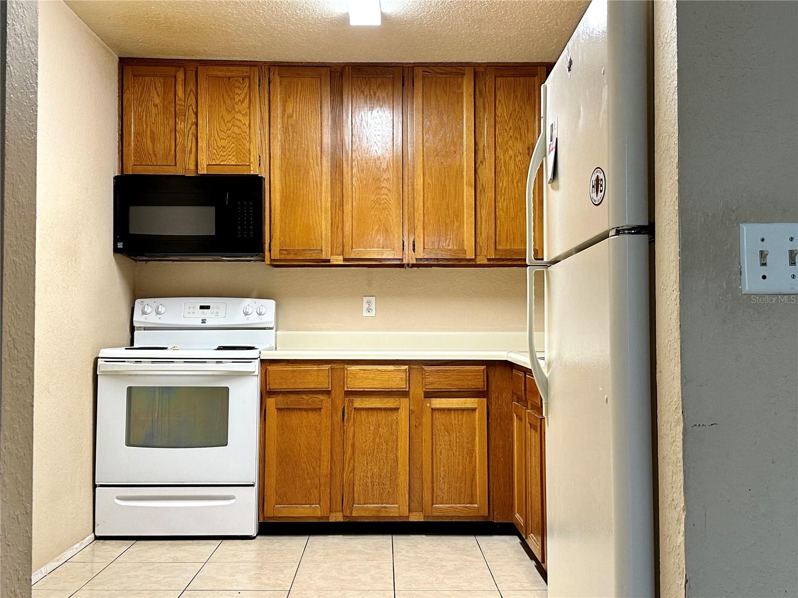 3993 VERSAILLES DR #3993F, ORLANDO, FL, 32808