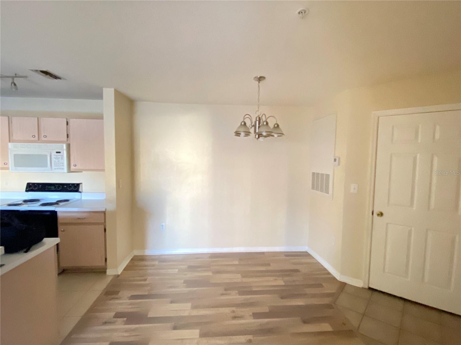 5455 VINELAND RD #3111, ORLANDO, FL, 32811