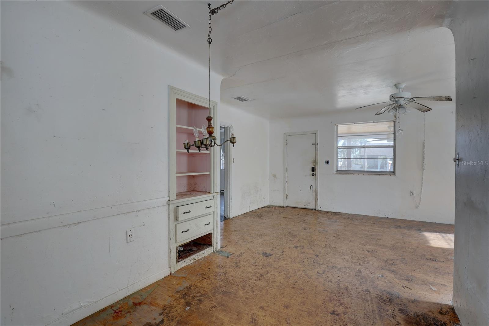 440 S BAYSHORE DR, MADEIRA BEACH, FL, 33708