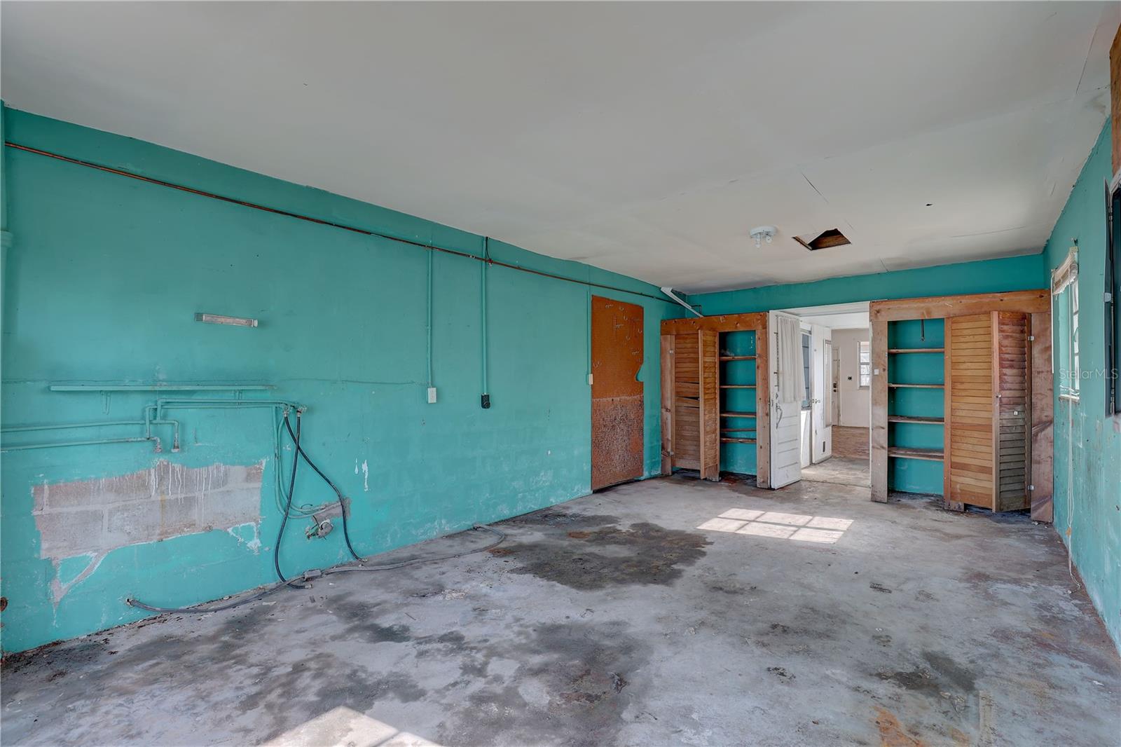 440 S BAYSHORE DR, MADEIRA BEACH, FL, 33708