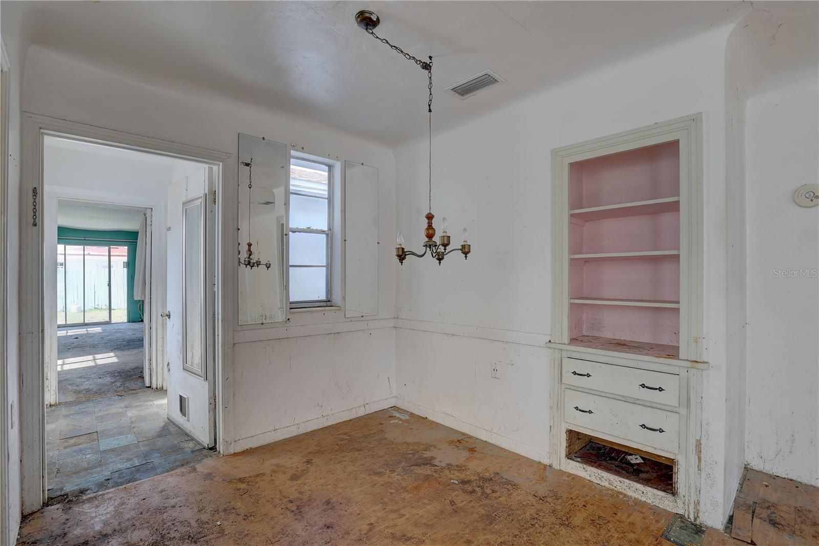 440 S BAYSHORE DR, MADEIRA BEACH, FL, 33708