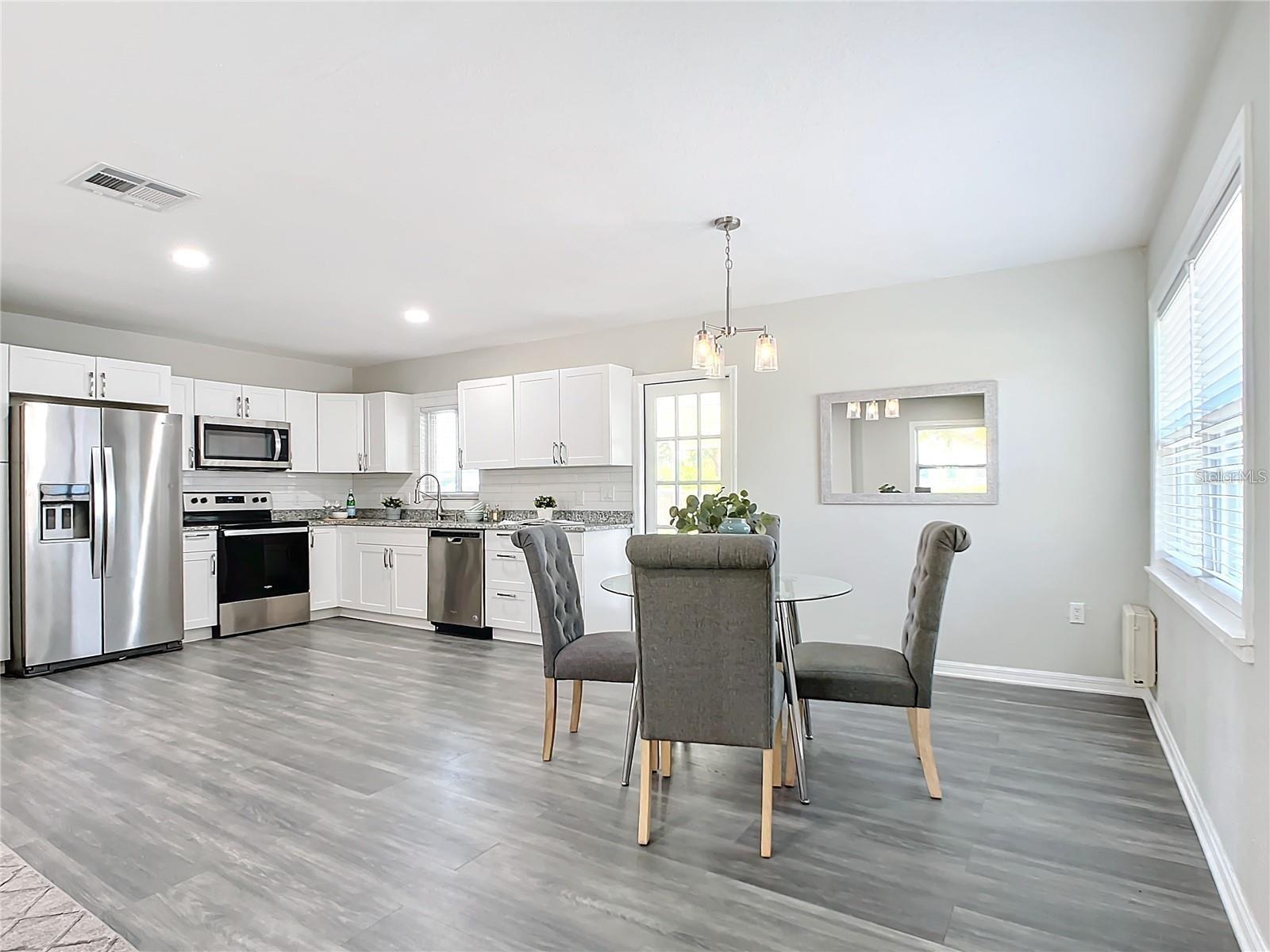 111 TENNESSEE AVE NE, ST PETERSBURG, FL, 33702