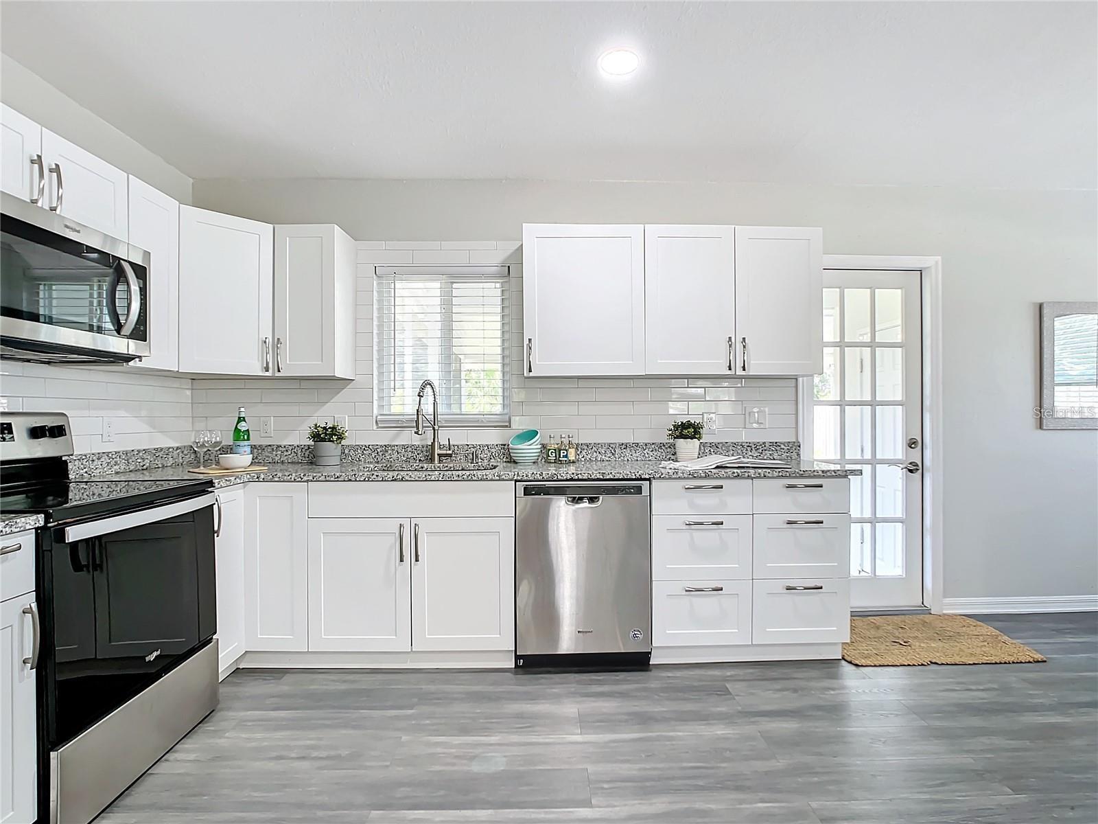 111 TENNESSEE AVE NE, ST PETERSBURG, FL, 33702