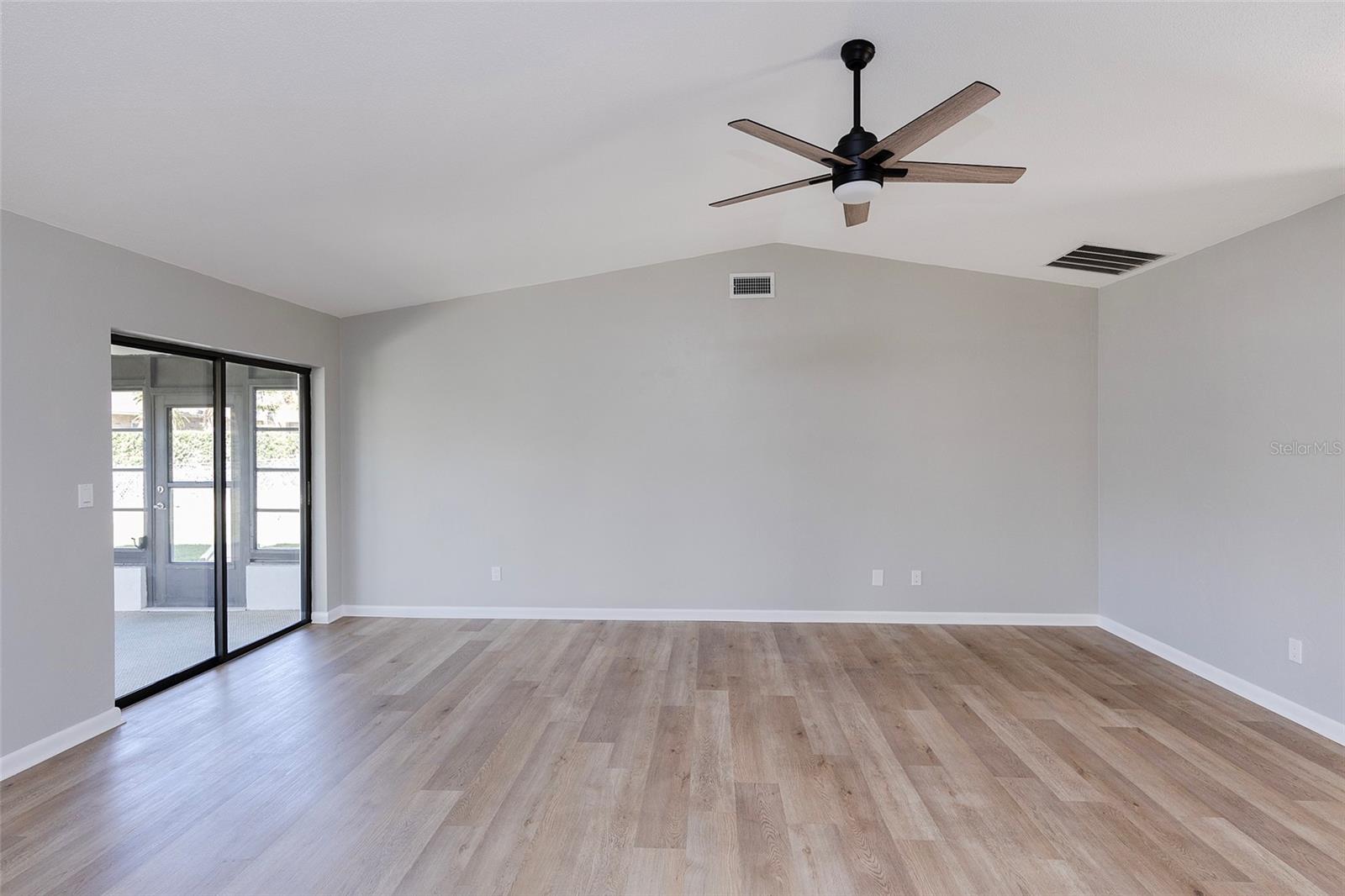 240 WELLINGTON DR, DAYTONA BEACH, FL, 32119